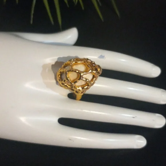 Trifari ring - Picture 7 of 12